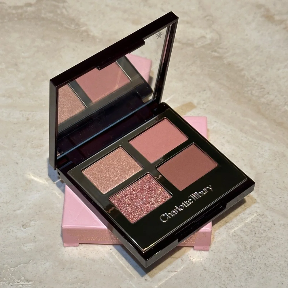 Charlotte Tilbury Pillow Talk Luxury Eyeshadow Palette - Picture 3 of 8